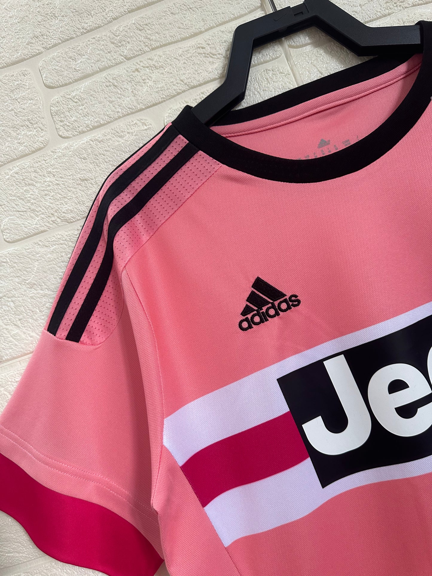 2015-16 Juventus Away Shirt