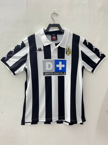 1999-00 Juventus Home Shirt