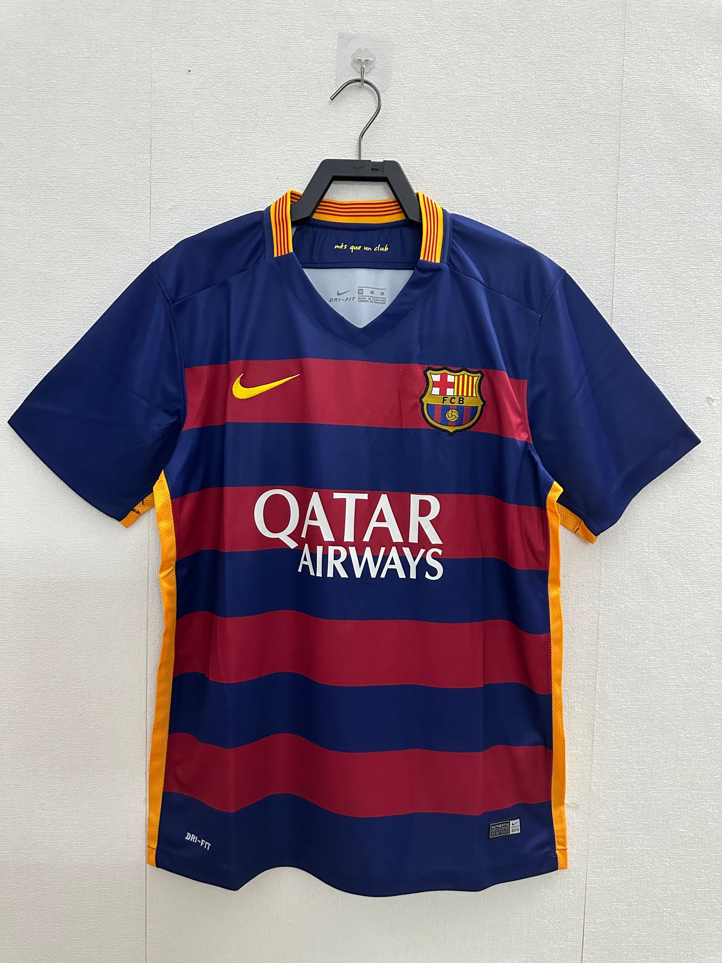 Maillot Domicile du FC Barcelone 2015-16