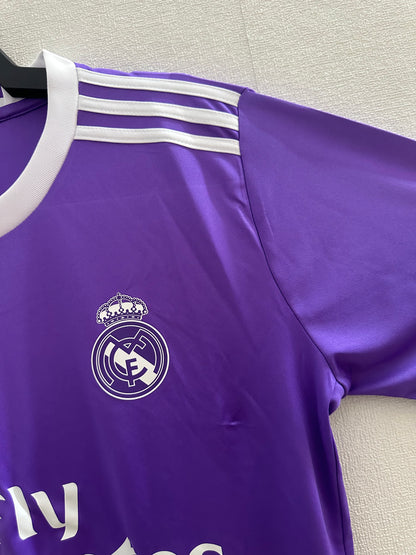 2016-17 Real Madrid Away Shirt