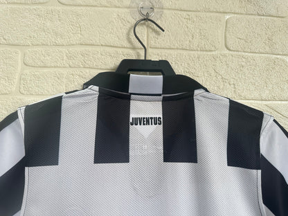 2014-15 Juventus Home Shirt