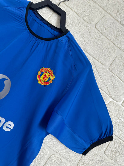 2002-04 Manchester United Away Shirt