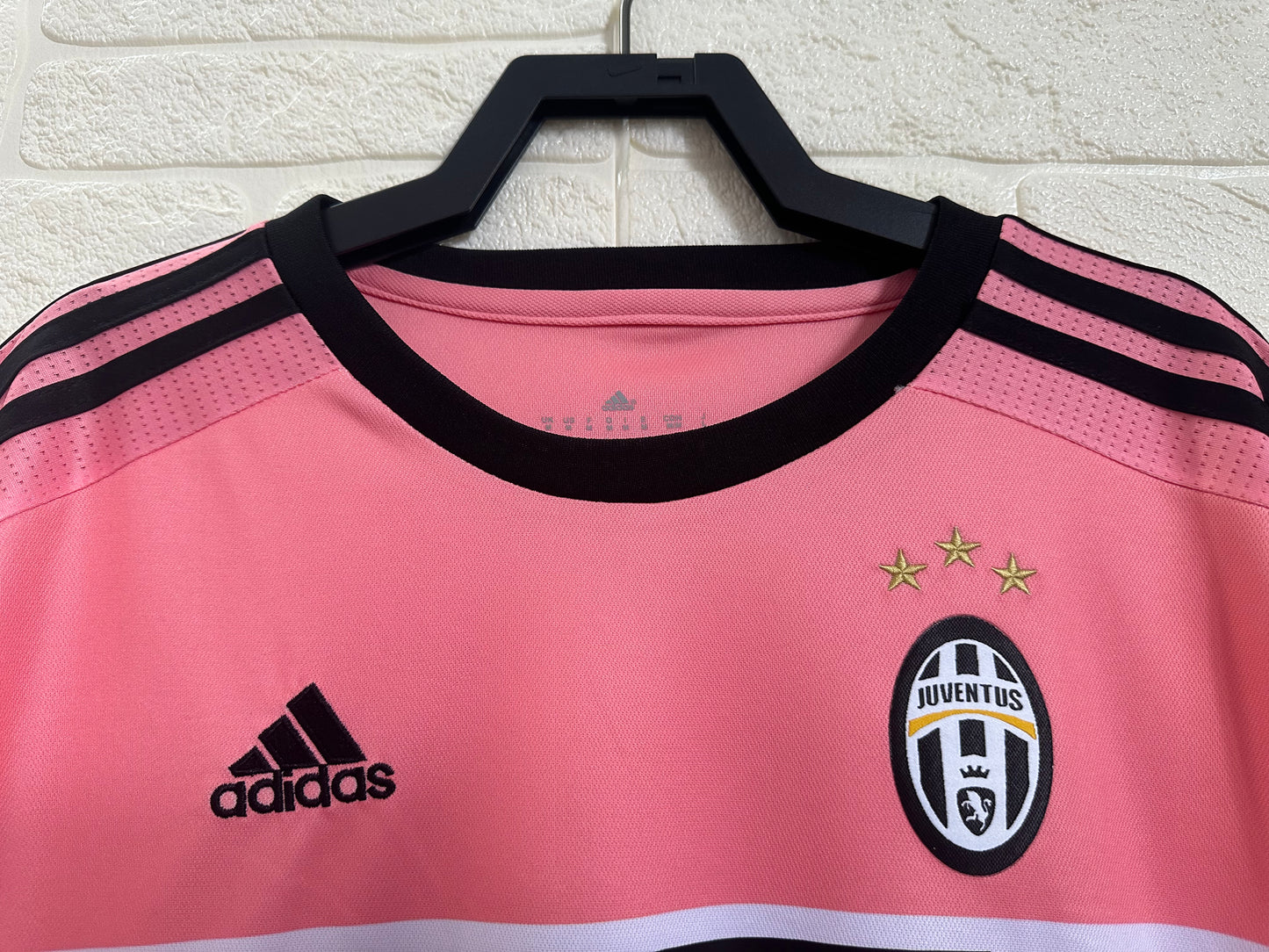 2015-16 Juventus Away Shirt