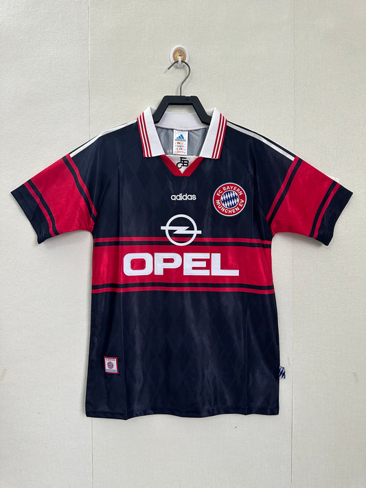 1997-99 Bayern Munich Away Shirt