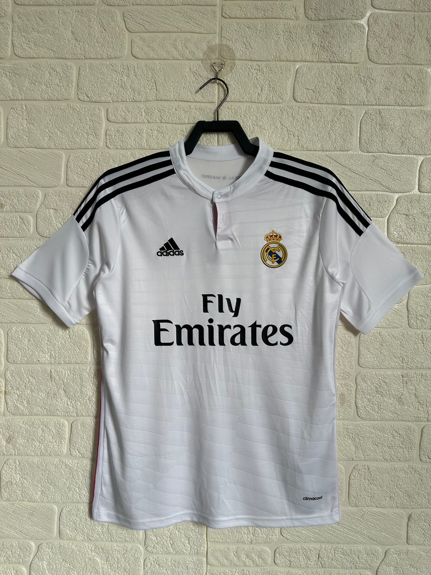 Camiseta local del Real Madrid 2014-15