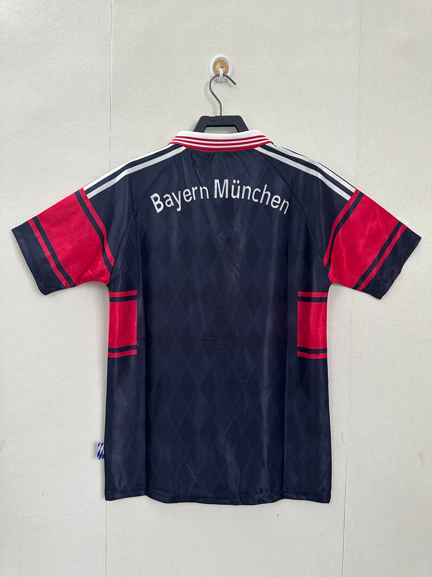 1997-99 Bayern Munich Away Shirt