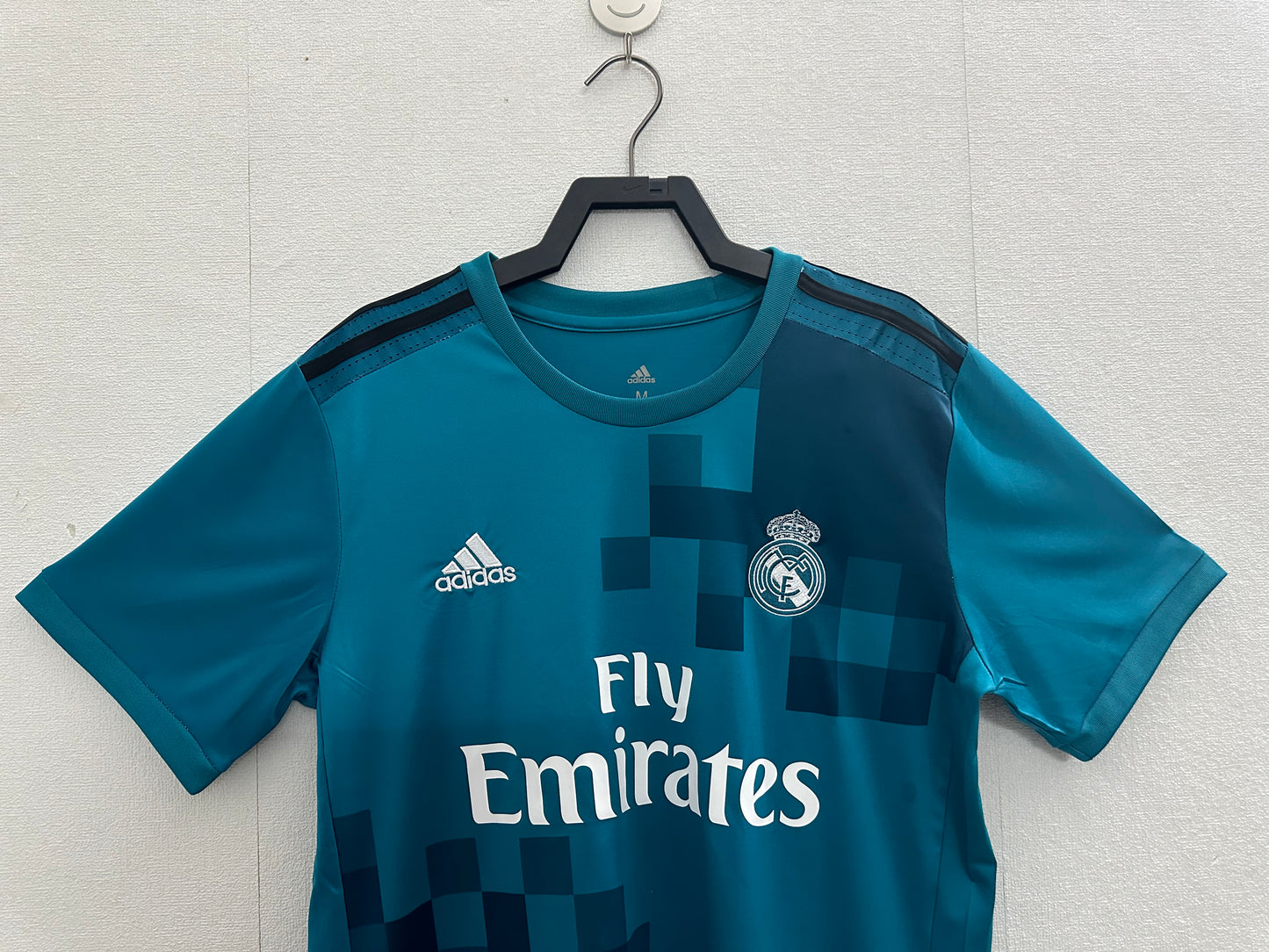 2017-18 Real Madrid Away Shirt