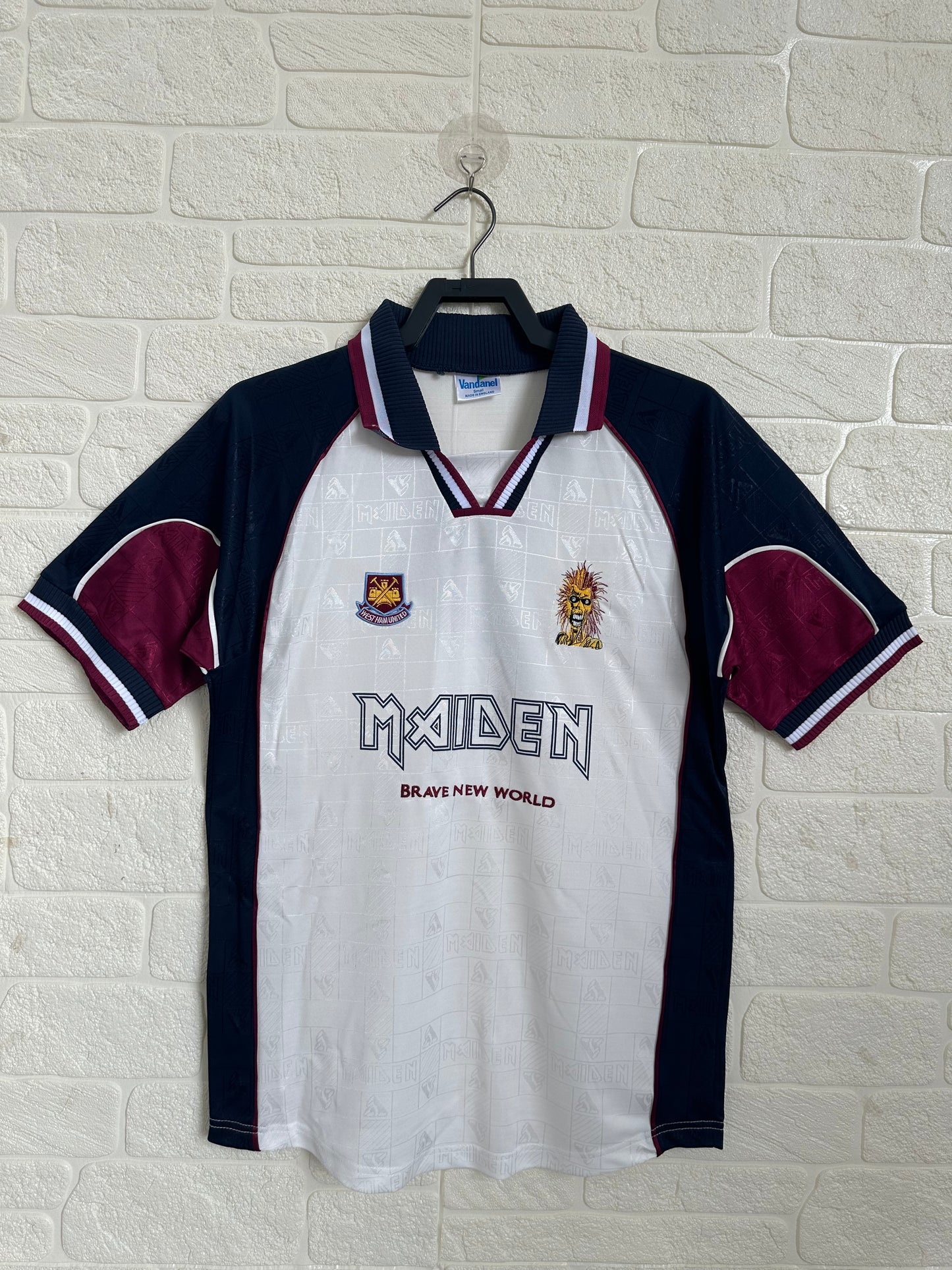 1999-01 West Ham Shirt - Iron Maiden