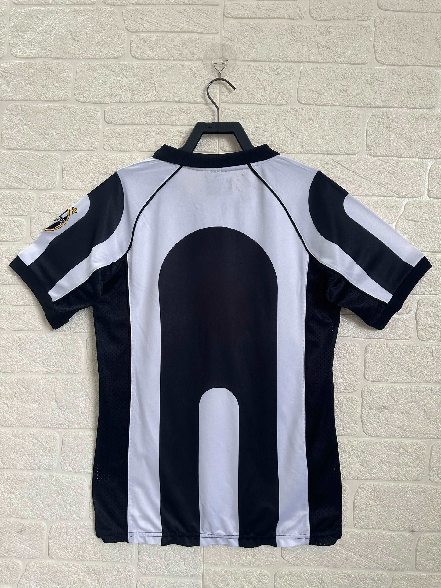 1997-98 Juventus Home Shirt