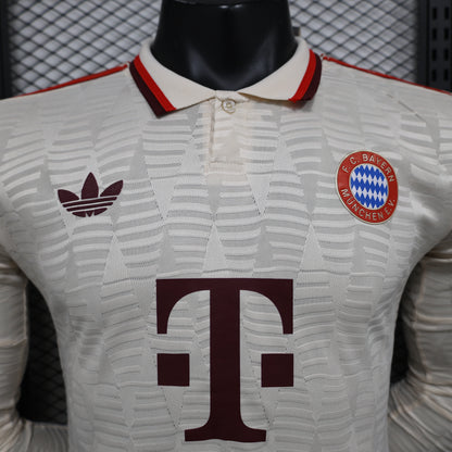 Camiseta de la tercera equipación del Bayern Múnich 2024-25 - Manga larga