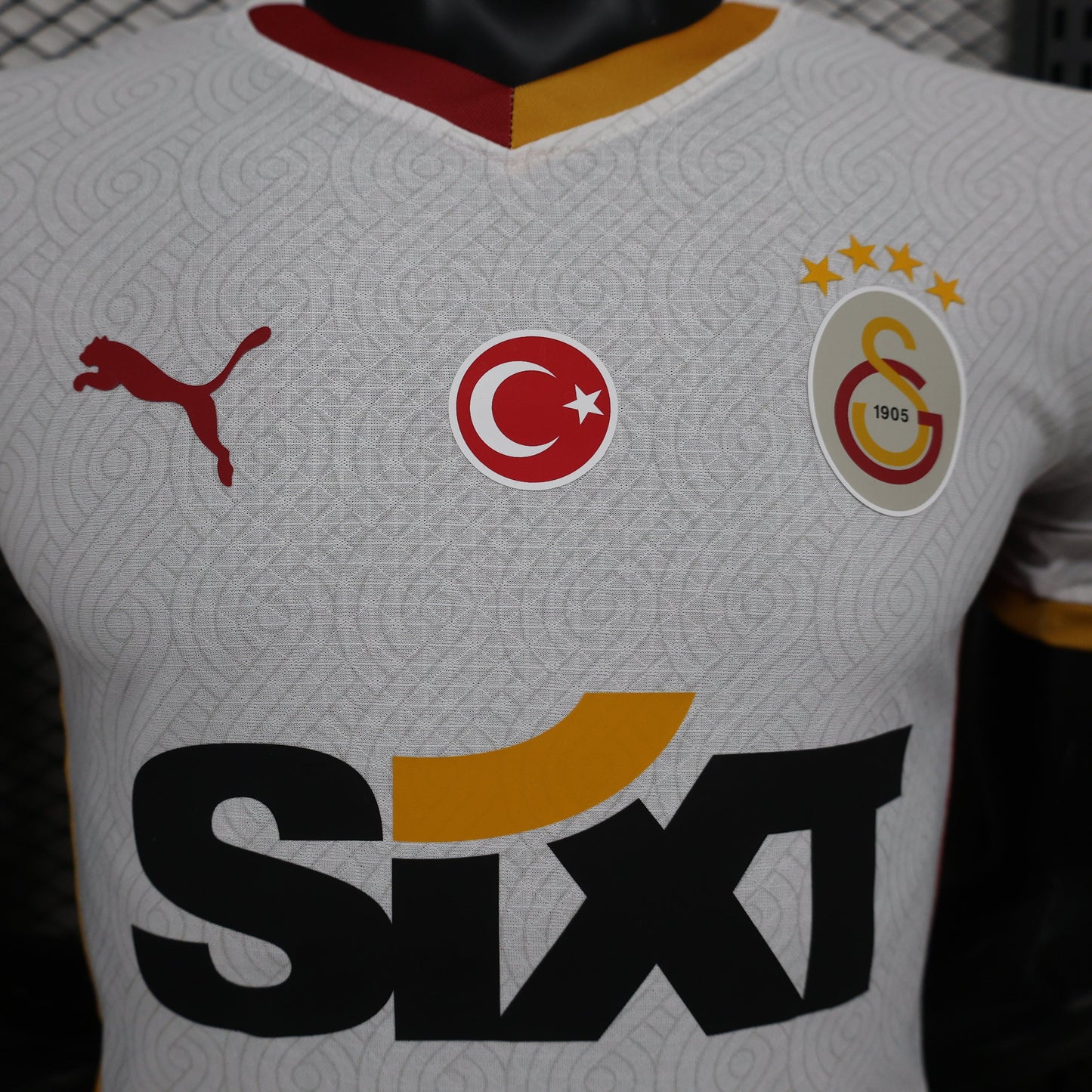 2024-25 Galatasaray Away Shirt