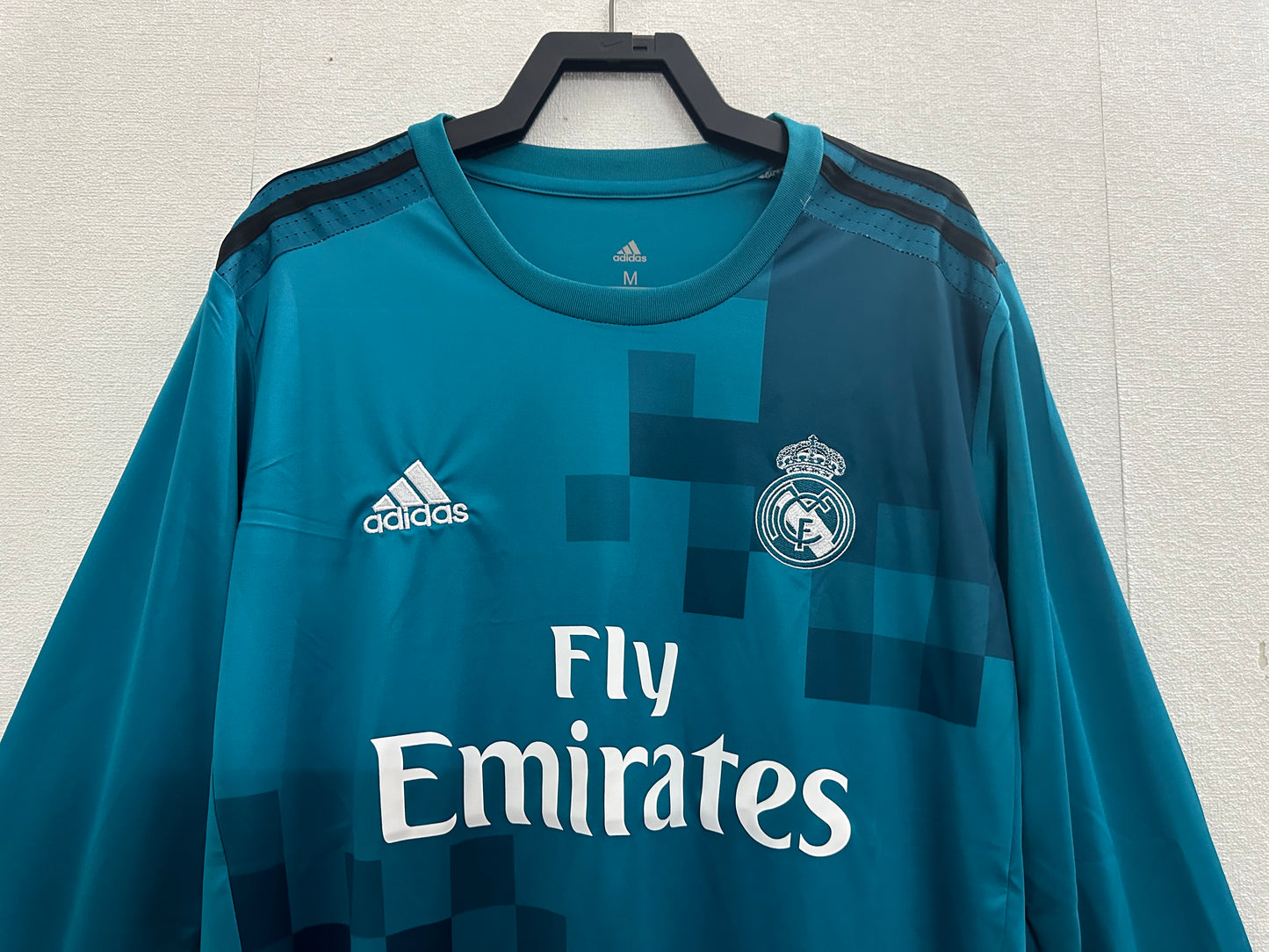 2017-18 Real Madrid Away Shirt - Long Sleeve