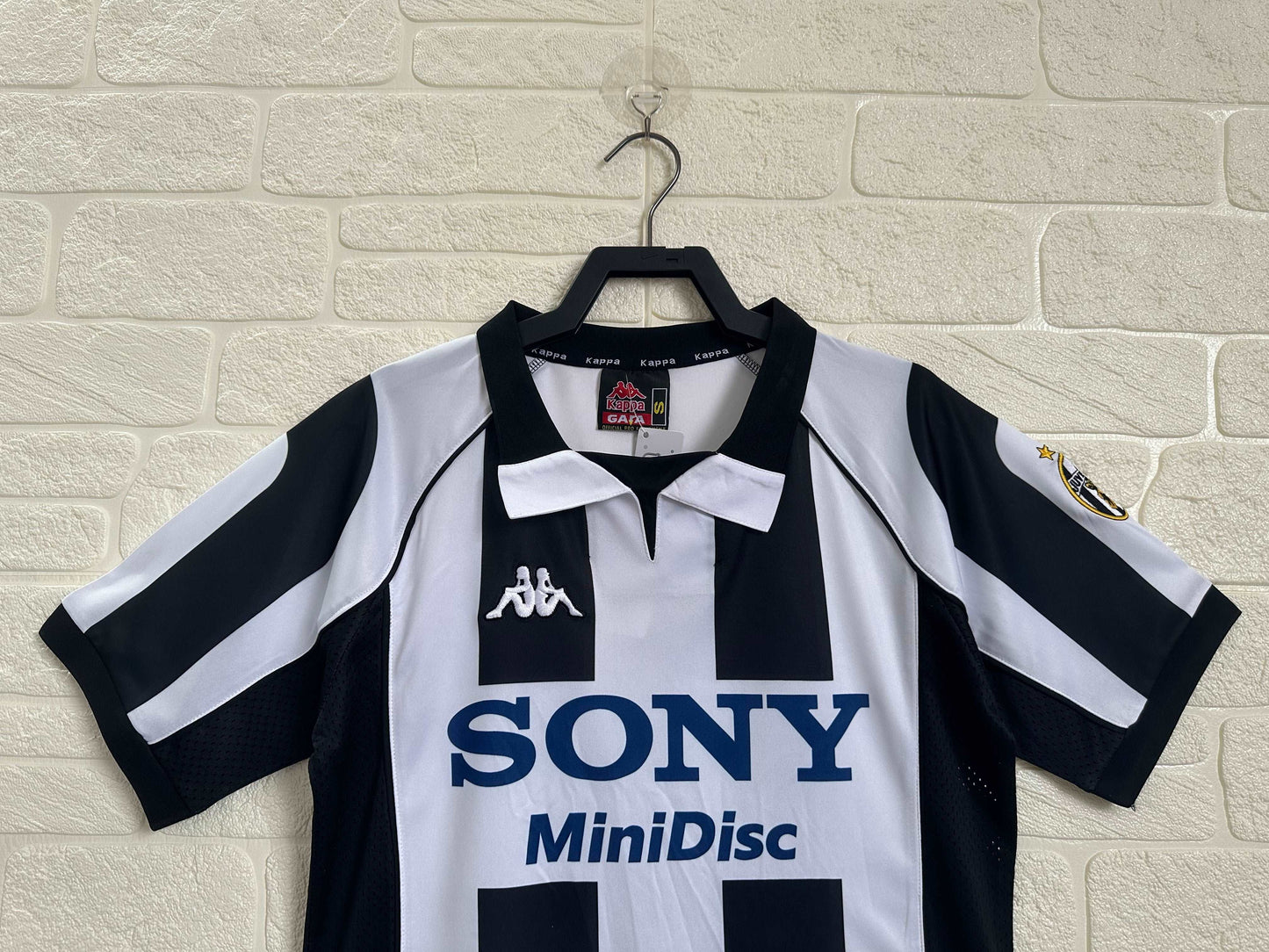 1997-98 Juventus Home Shirt