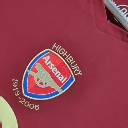 Maillot domicile d'Arsenal 2005-2006