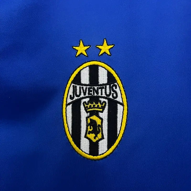 1999-00 Juventus Away Kit