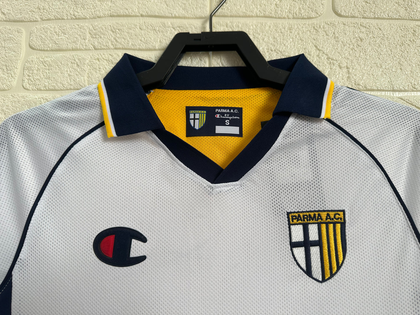 2003-04 Parma Away Shirt