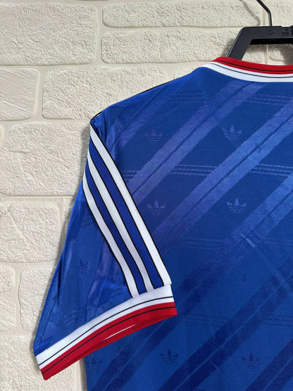 1986-88 Manchester United Away Shirt