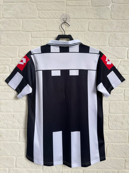 2001-02 Juventus Home Shirt